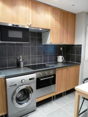 Modern two bedroom accommodation in the center of Cannes, next to the Croisette and the Palais - 1455